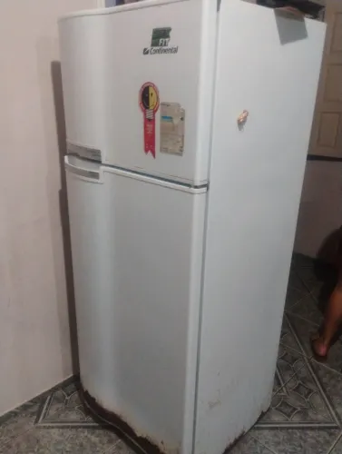 Geladeira 440 litros continental 