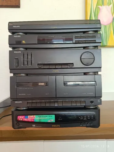 Som Philips FT 9400 (cd player e toca discos)