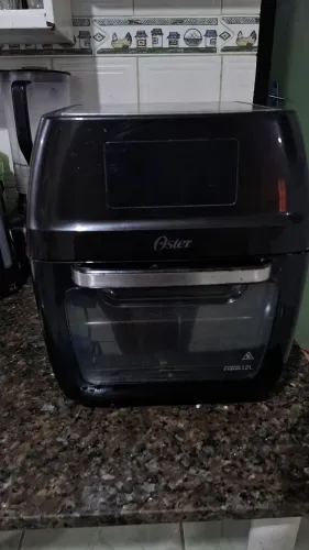 Fritadeira Oster Oven Fryer 12L 3 em 1.