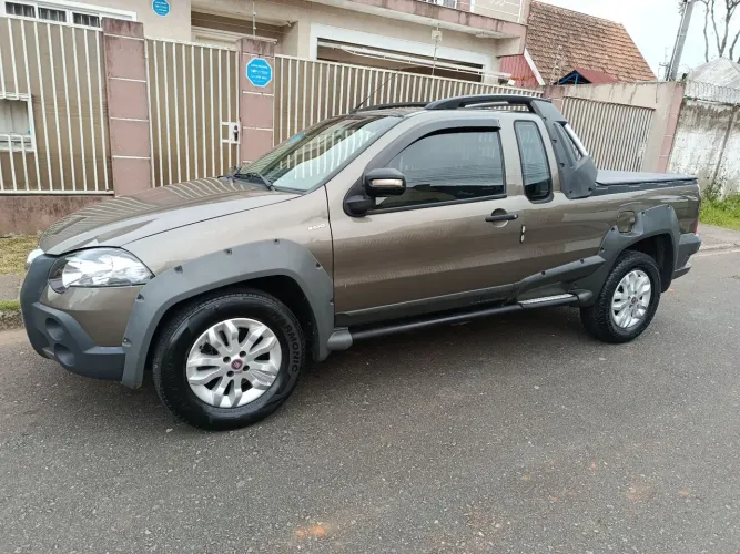 Fiat Strada Adventure 1.8/ 1.8 Locker Flex CE 2011
