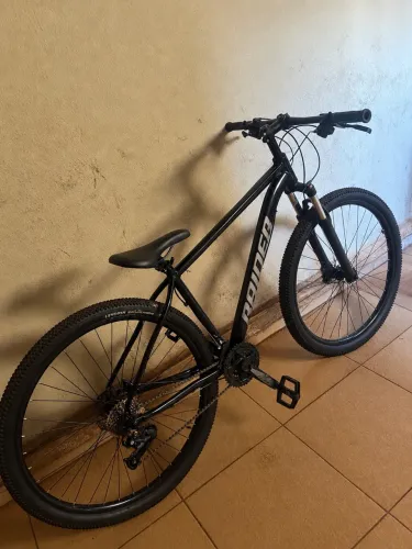 bicicleta aro 29 3 meses de uso