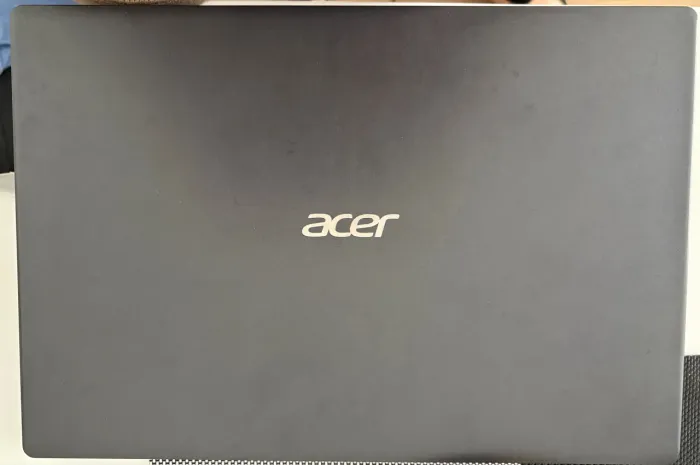 Notebook: Acer Aspire 3