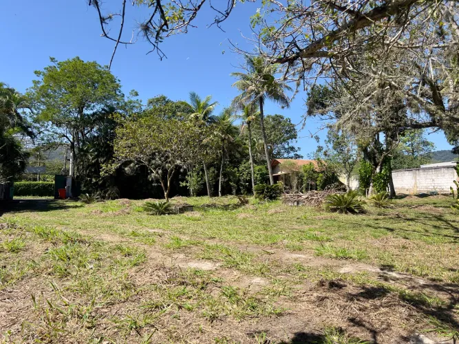 Sítio a venda em Ilha de Guaratiba
