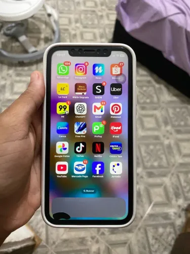 iPhone XR