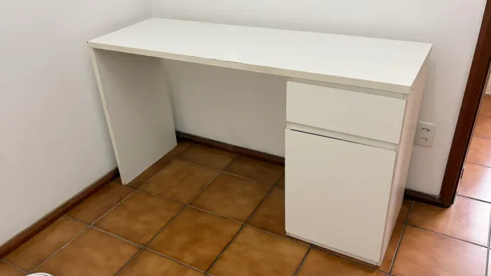Mesa Escrivaninha Computador Gaveteiro MDF