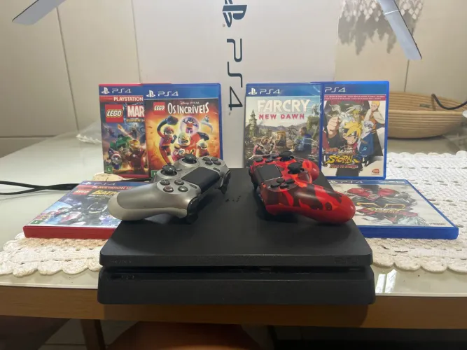 VENDO PS4 COM 2 CONTROLES + 6 JOGOS.