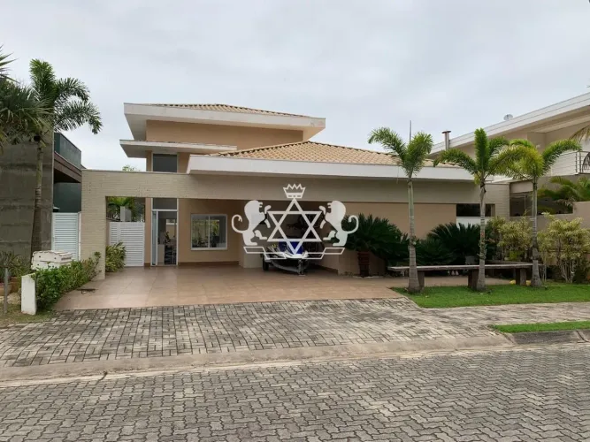 Casa com 4 quartos e piscina à venda, 360 m² - Costa Nova, Caraguatatuba