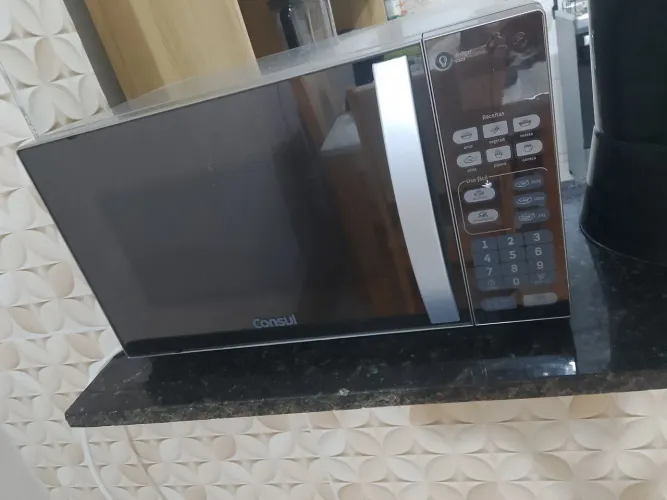 Vendo Microondas por 100,00 Reais