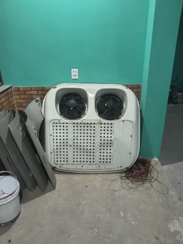 Ar completo para salão de van