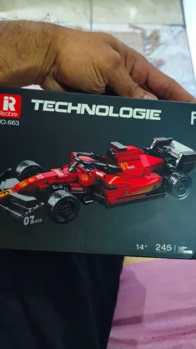 Brinquedo de montar f1 carro de corrida