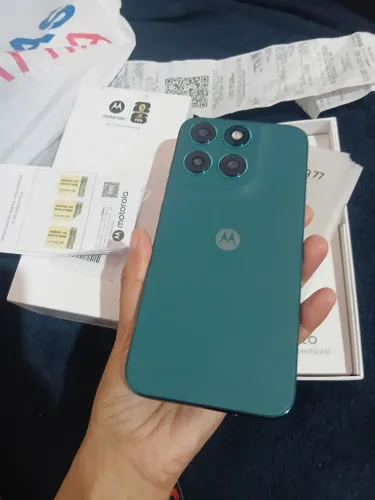 Motorola Moto G77