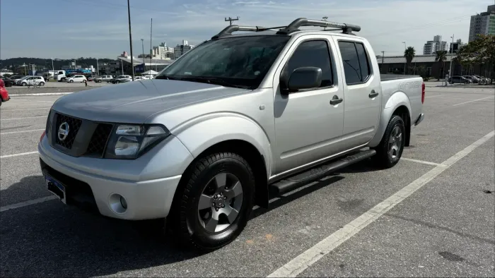 Nissan Frontier LE Attack CD 4X4 2.5 TB Die.aut 2013