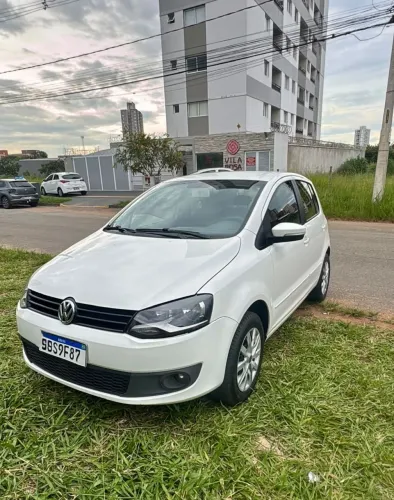 Volkswagen Fox 1.6 MI Total Flex 8V 5P 2014