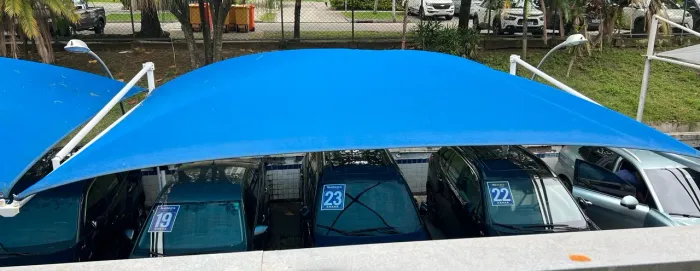 Toldo para estacionamento