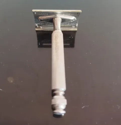 Gillette Antiga - Gillette Tech Ball End - 1950