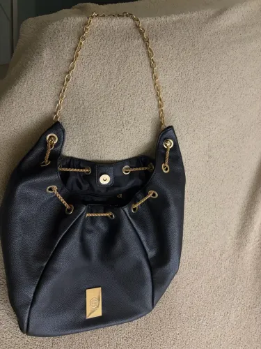 Bolsa Constance completamente nova 