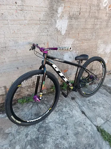 BIKE GTI COM CUBO BARULHENTO, KENDA FLAME, ESTILO DO GRAU 