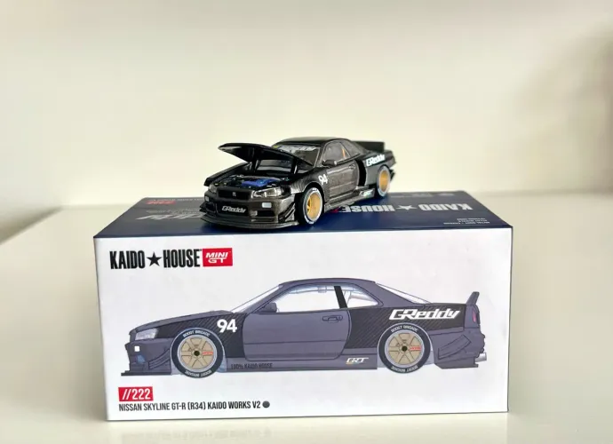 Kaido House Mini GT - Nissan Skyline GT-R R34 ( LACRADO )