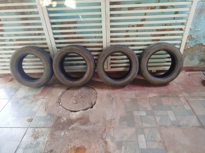 Pneus