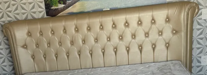 Vende se cama king casal (obs sem o colchão)