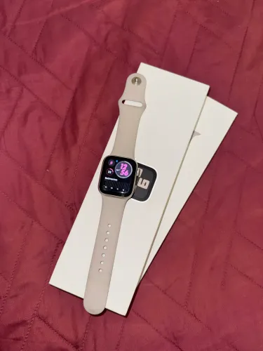 Apple Watch SE 2 Starlight