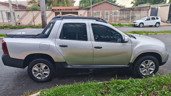 Renault Duster Oroch Exp. 1.6 Hi-flex 16V Mec. 2021