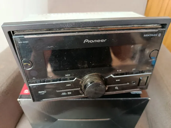 Som Automotivo Pioneer MVH-S618BT - Bluetooth / Mixtrax / Dual DIN