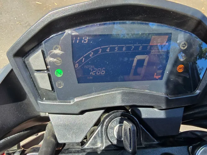 ? CB 250F Twister ABS 2022 | 7.300 KM | Pneus Originais | Nota Fiscal