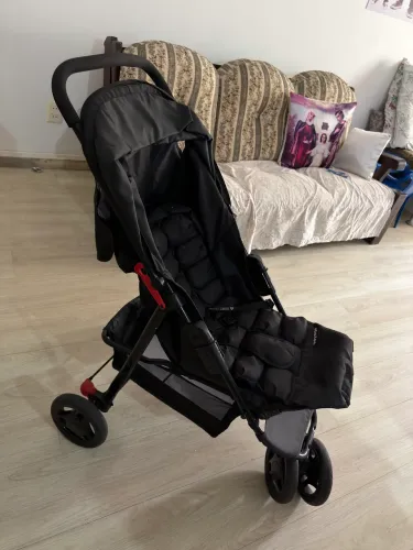 CARRINHO DE BEBÊ 