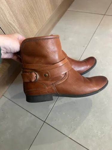 Bota de couro N°35 Arezzo
