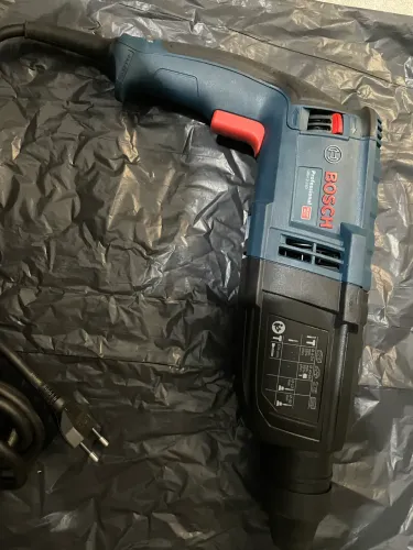 Martelete Bosch GBH2-24D 220v