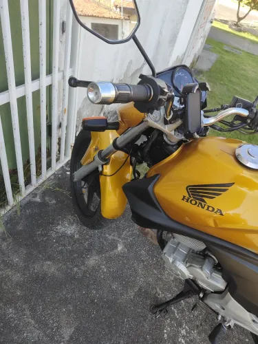 CB 300