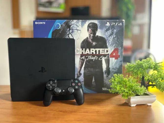 Ps4 slim 500 GB + GTA