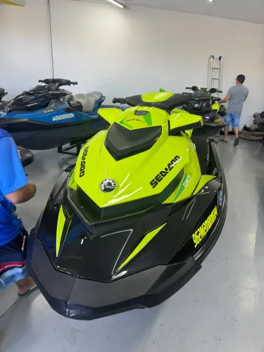VENDO JET SKI GTI SE 130 