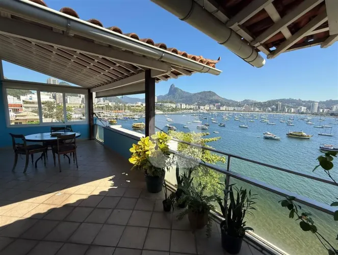 Cobertura de 3 quartos na Urca com vista