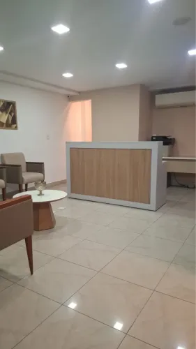 Alugo sala com dois pisos, no empresarial EPITACIO Pessoa