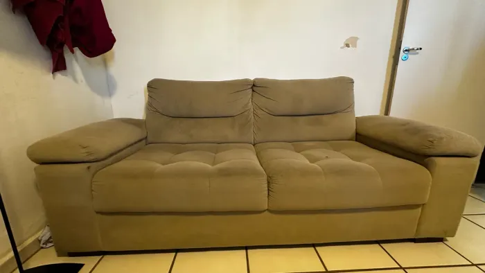 Sofá 3 lugares 