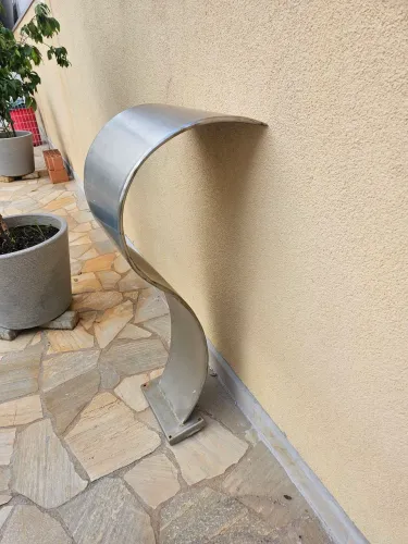 Cascata naja aço inox 105 x 48cm
