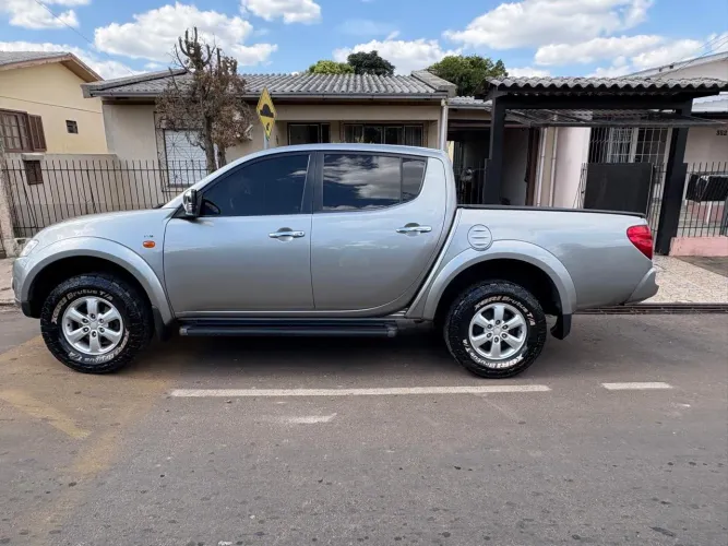 Mitsubishi L200 Triton HPE 3.2 CD TB Int.diesel AUT 2013