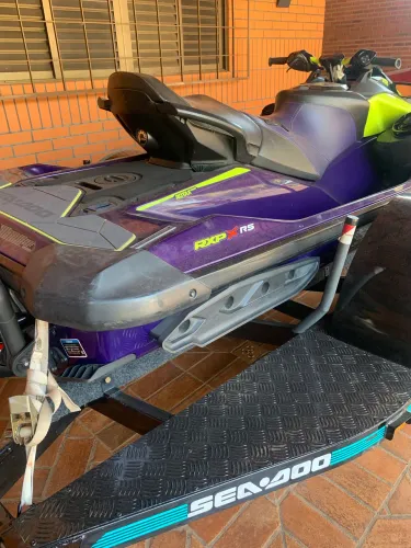 Vende-se jet 300