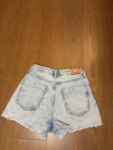 shorts jeans ZARA destroyed 38