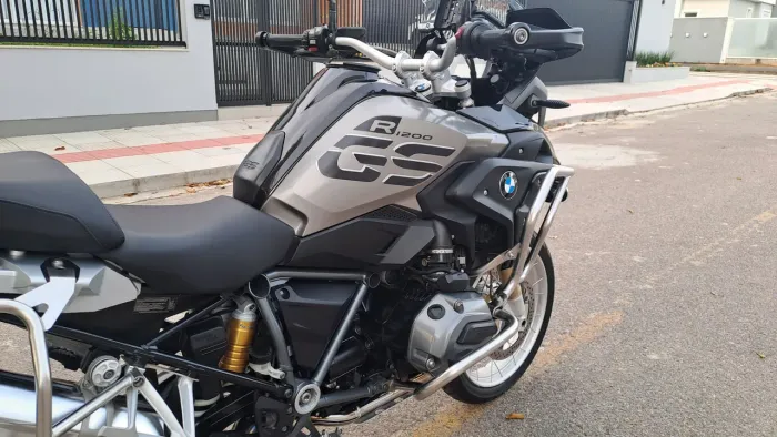 BMW GS 1200 PREMIUM, MOTO IMPECÁVEL, SEM QUALQUER DETALHE!