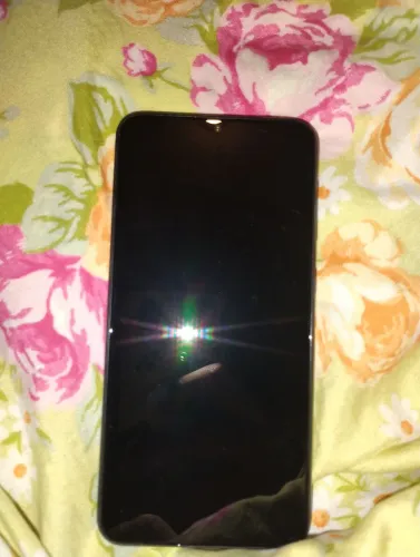Celular Galaxy a10 com defeito