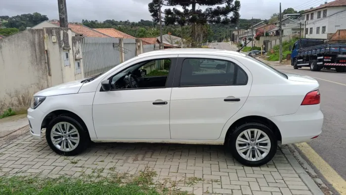 Volkswagen Voyage 1.6 MSI Flex 8V 4P 2022