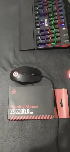 Mouse Vector E1 - 8000 DPI  - RGB