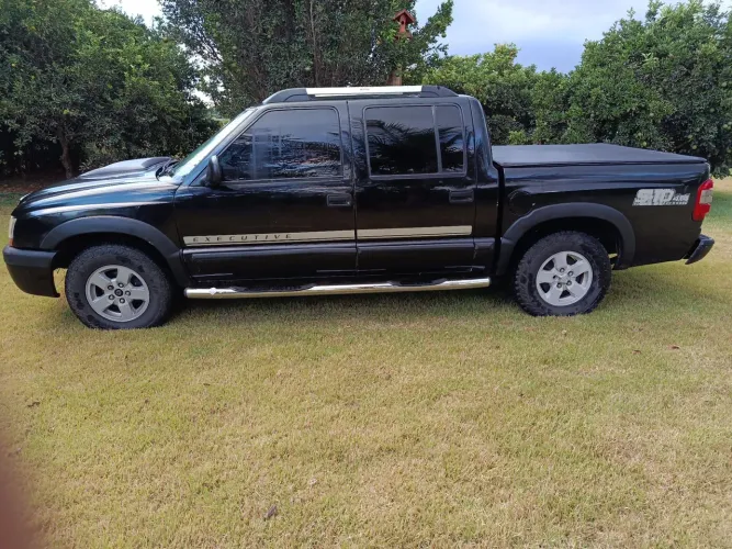 Chevrolet S10 Pick-up Luxe 2.8 4X2 CD TB Int.dies. 2002