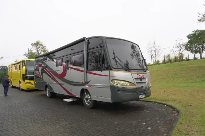 Motohome turiscar rivera 900