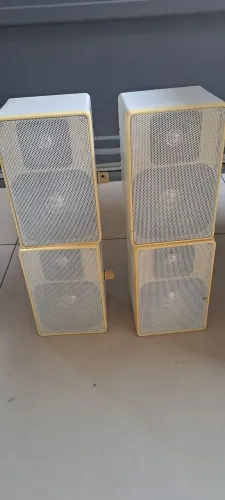 Par de caixinhas som ambiente. 80 par,  5 pares. Aceito  caixa acustica  toca disco