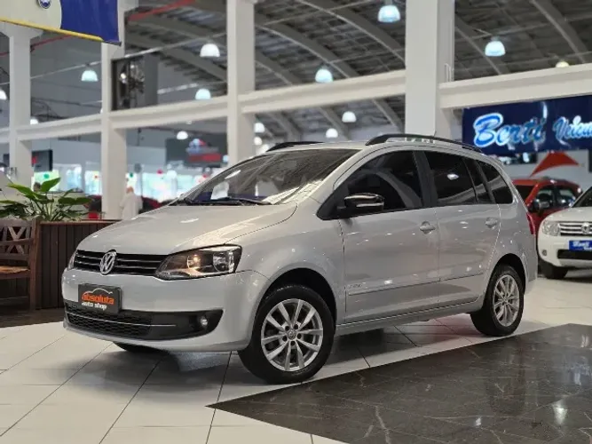 Volkswagen Spacefox 1.6/ 1.6 Trend Total Flex 8V 5P 2013