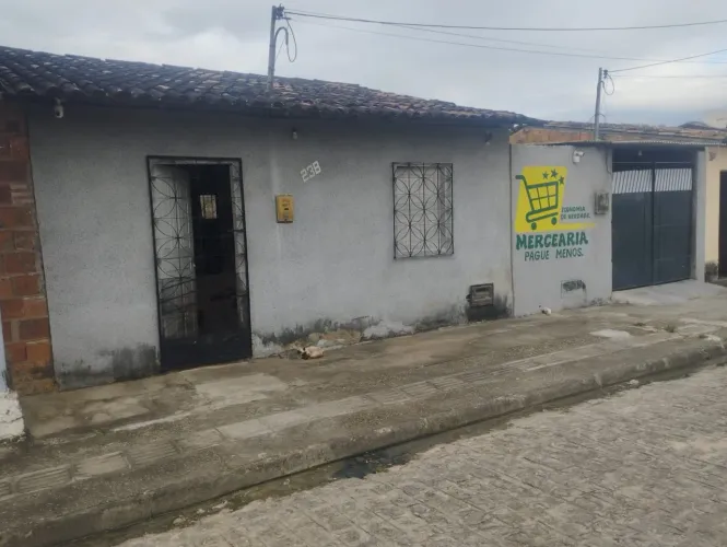 Vendo casa com comercio